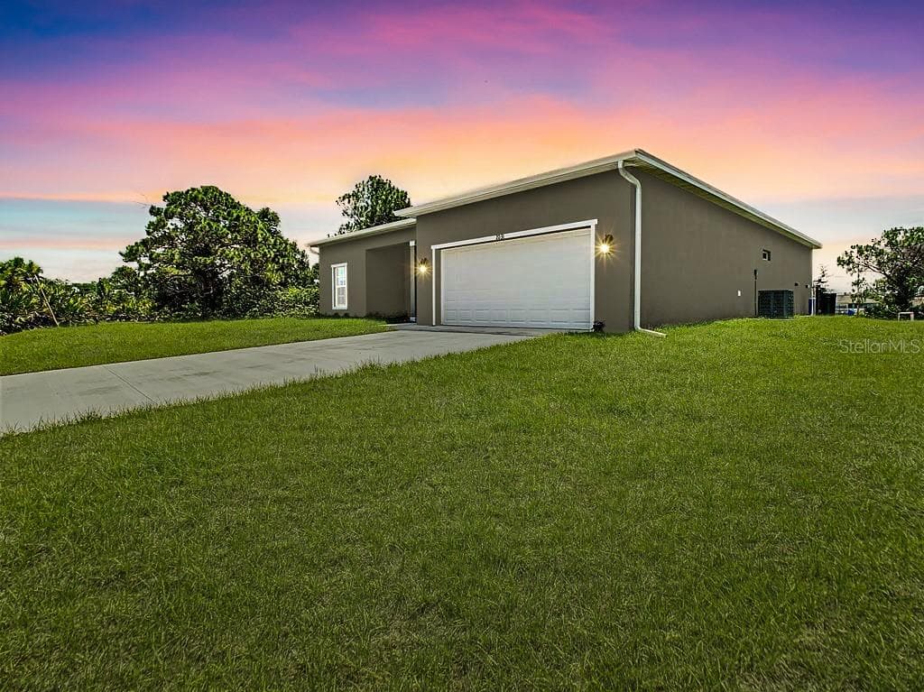 186 DUNLO STREET PORT CHARLOTTE, FL 33954