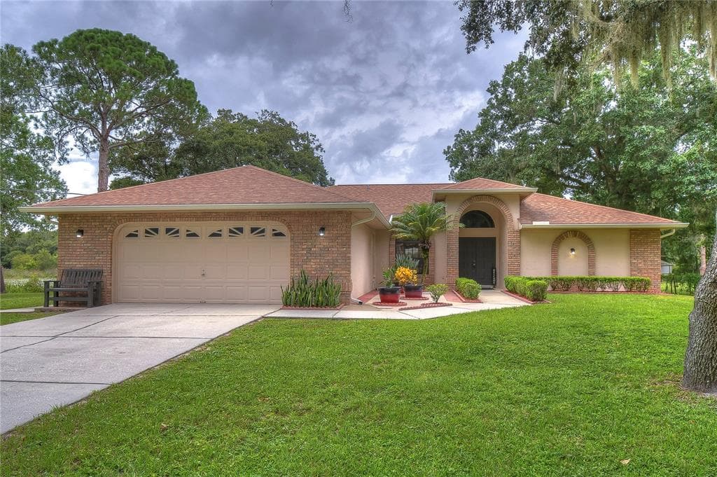 9941 CAMPS WOOD CIRCLE NEW PORT RICHEY, FL 34654