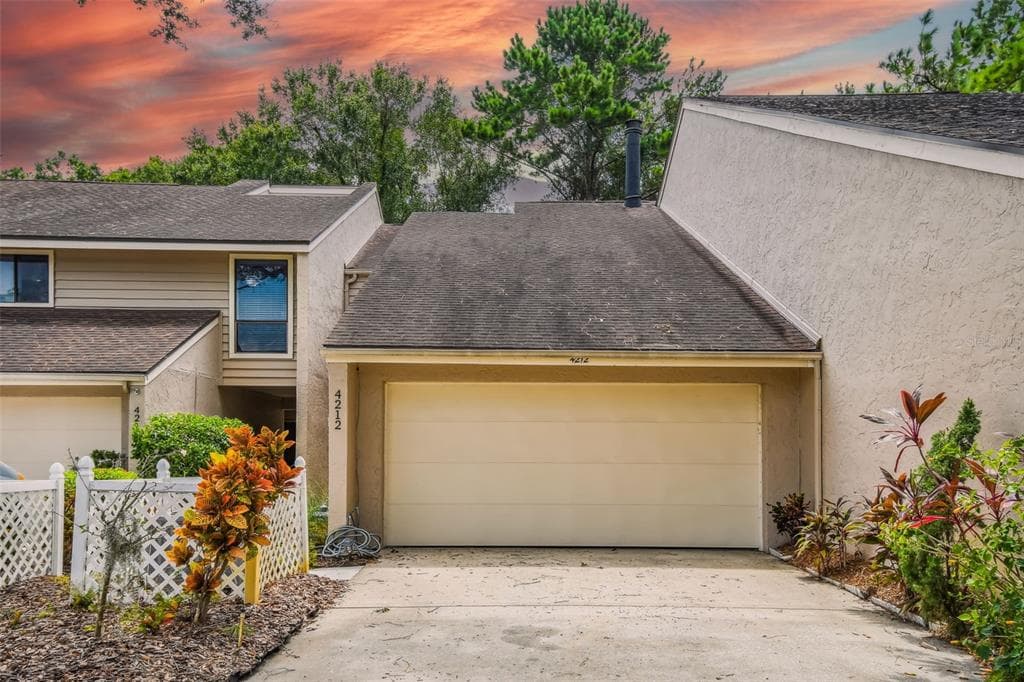 4212 GLEN HAVEN LANE