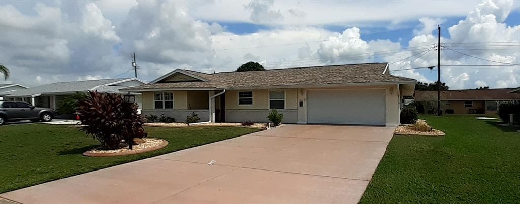 822 FOX HILLS DRIVE