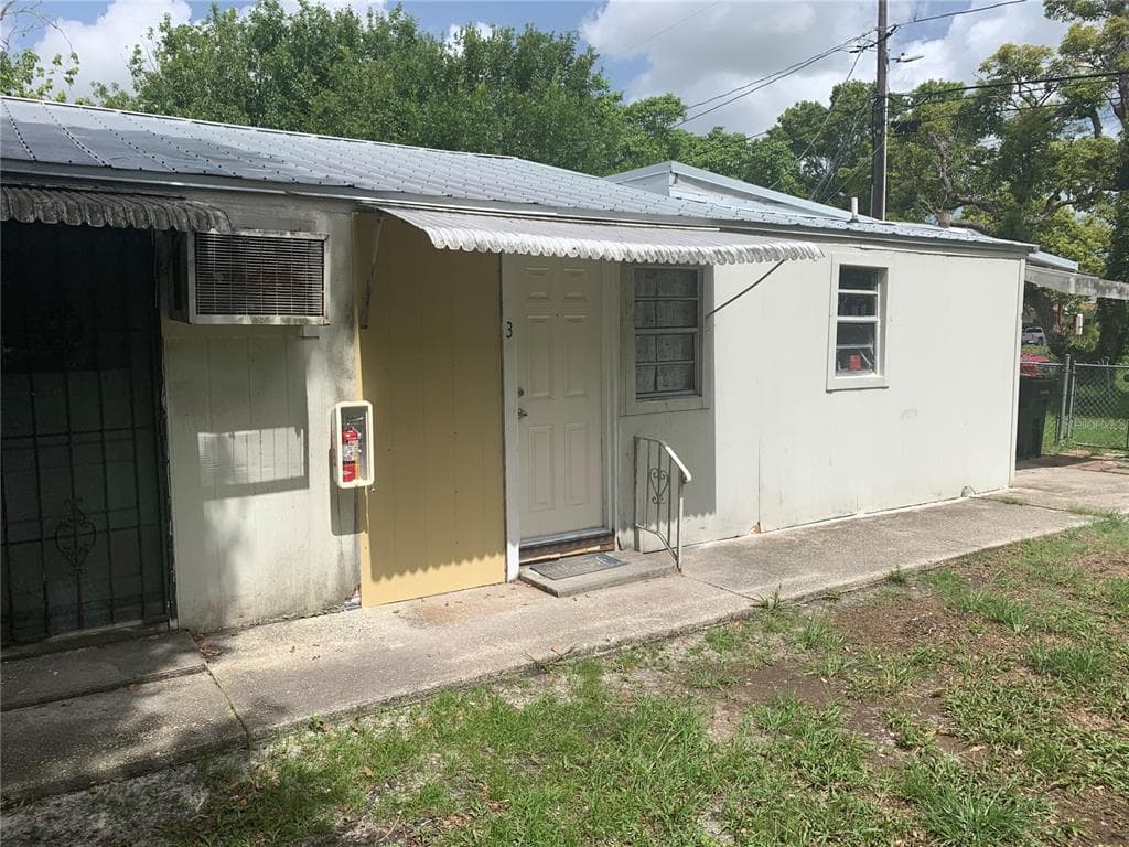 2725 53RD AVENUE N UNIT 3 ST PETERSBURG, FL 33714