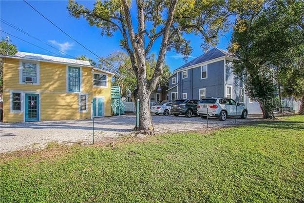 419 E TARPON AVENUE TARPON SPRINGS, FL 34689