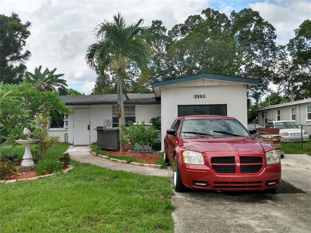 2962 THOMAS STREET FORT MYERS, FL 33916