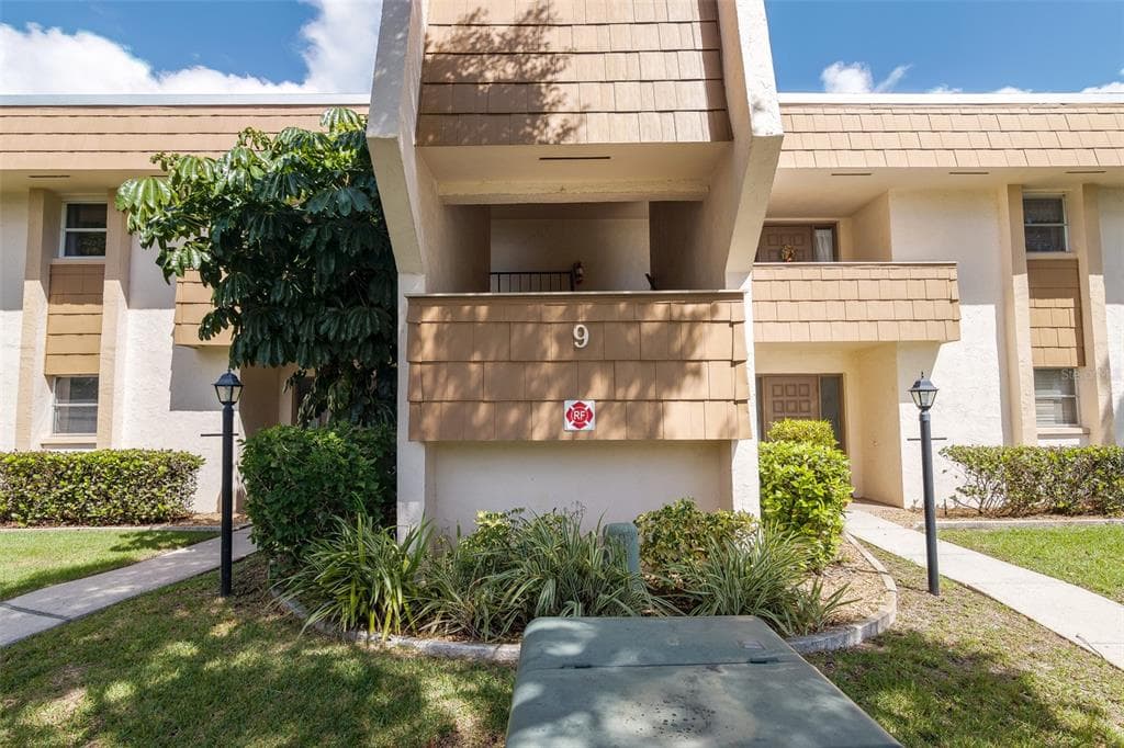 1080 BAL HARBOR BOULEVARD UNIT 9C PUNTA GORDA, FL 33950