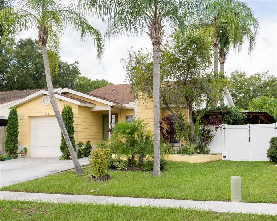 11115 CHERRYWOOD LANE