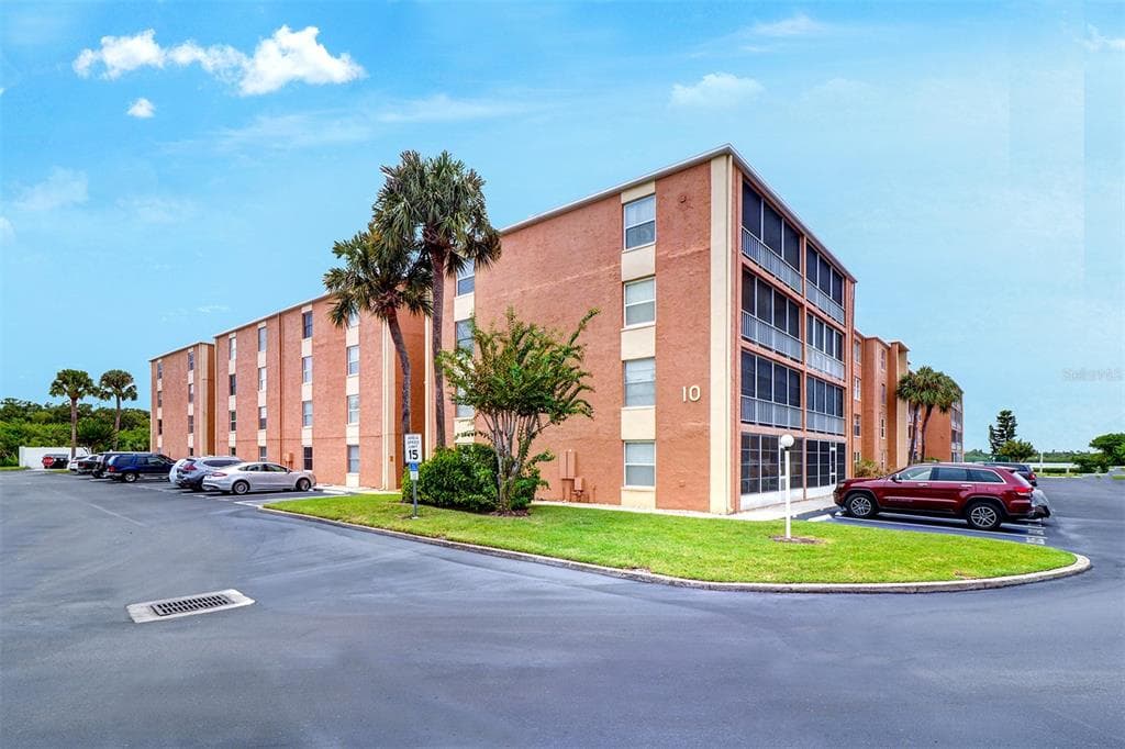 12760 INDIAN ROCKS ROAD UNIT 1017 LARGO, FL 33774