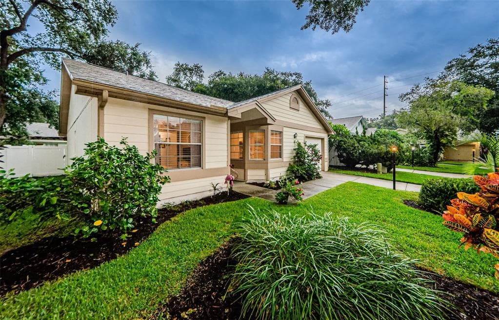 1463 BRIER COURT