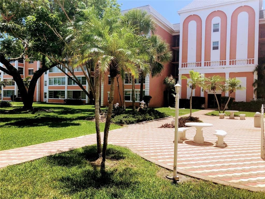 1900 68TH STREET N UNIT 106