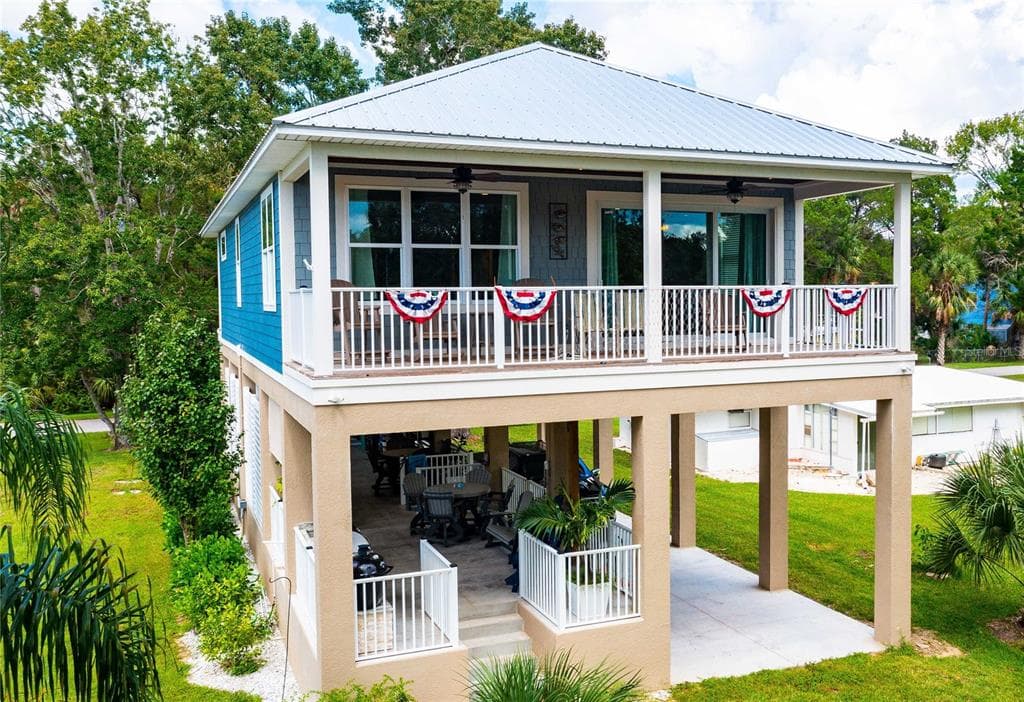 6014 PALM CREEK DRIVE WEEKI WACHEE, FL 34607