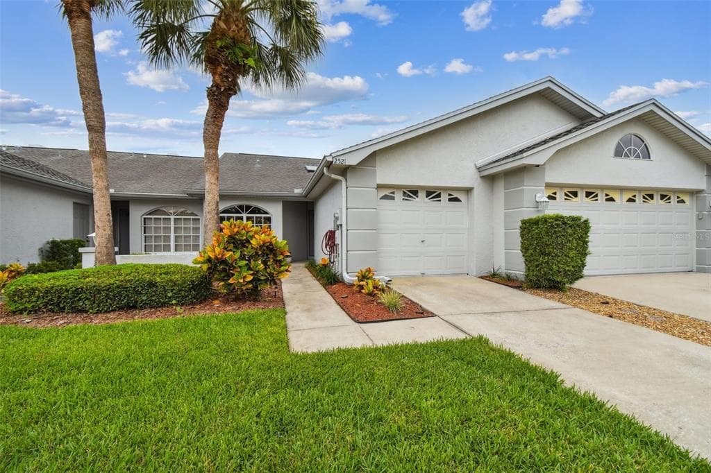 2521 PINE COVE LANE CLEARWATER, FL 33761