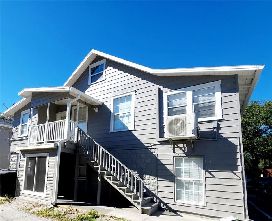118 48TH STREET N UNIT B ST PETERSBURG, FL 33713