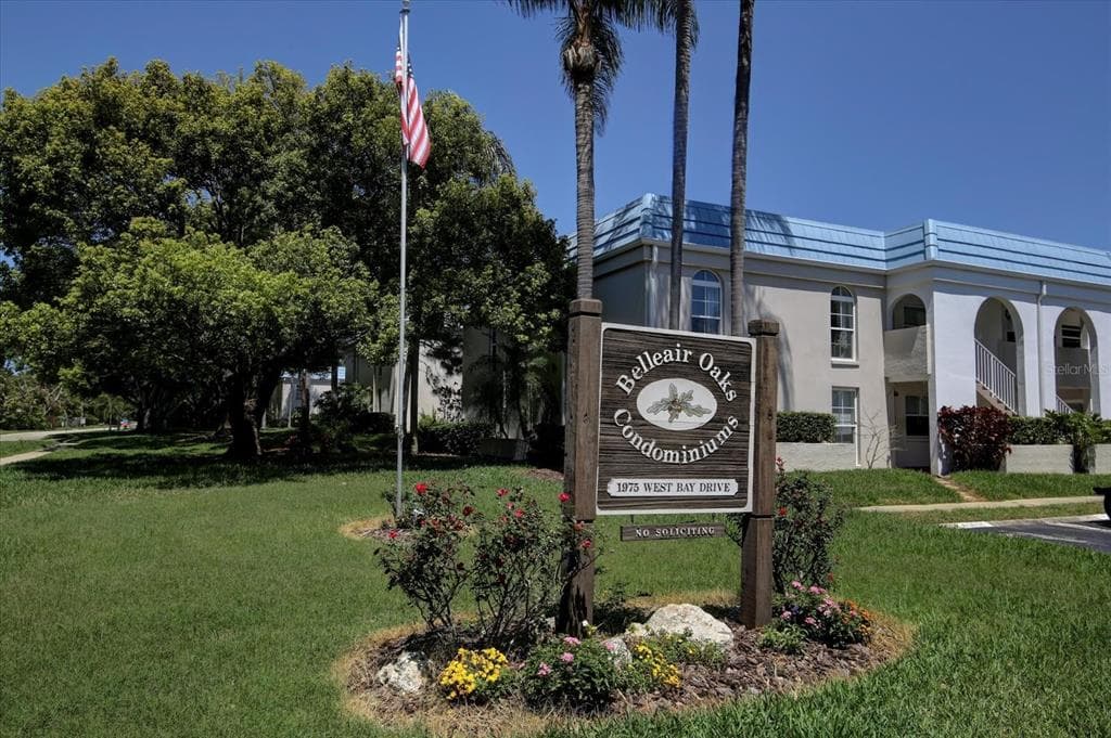 1975 W BAY DRIVE UNIT 305 LARGO, FL 33770