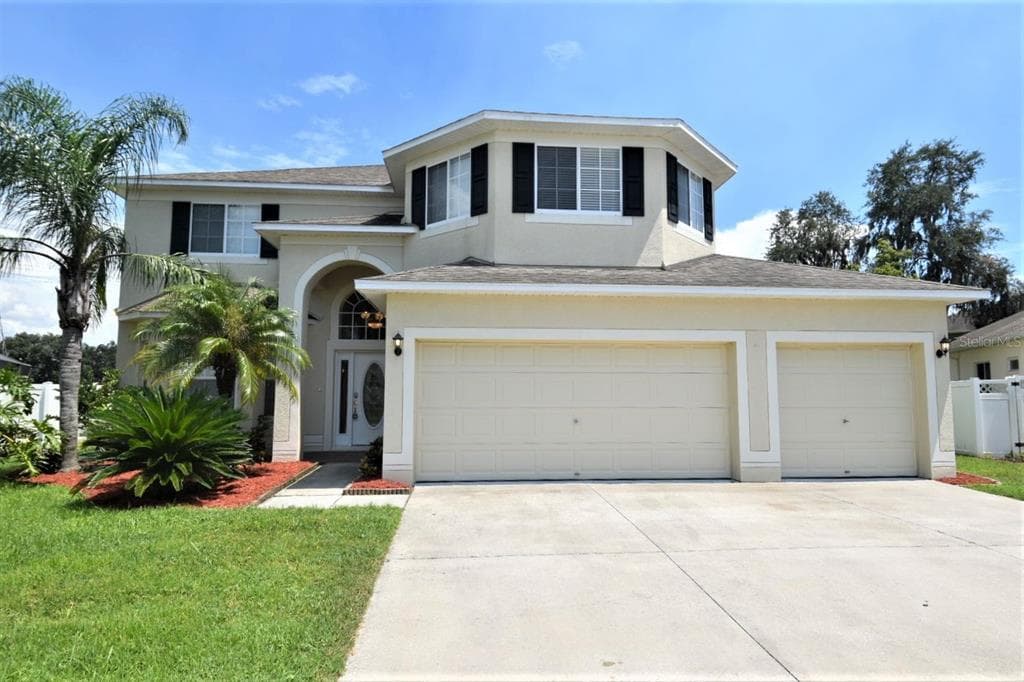 1702 SWEETSPIRE DRIVE