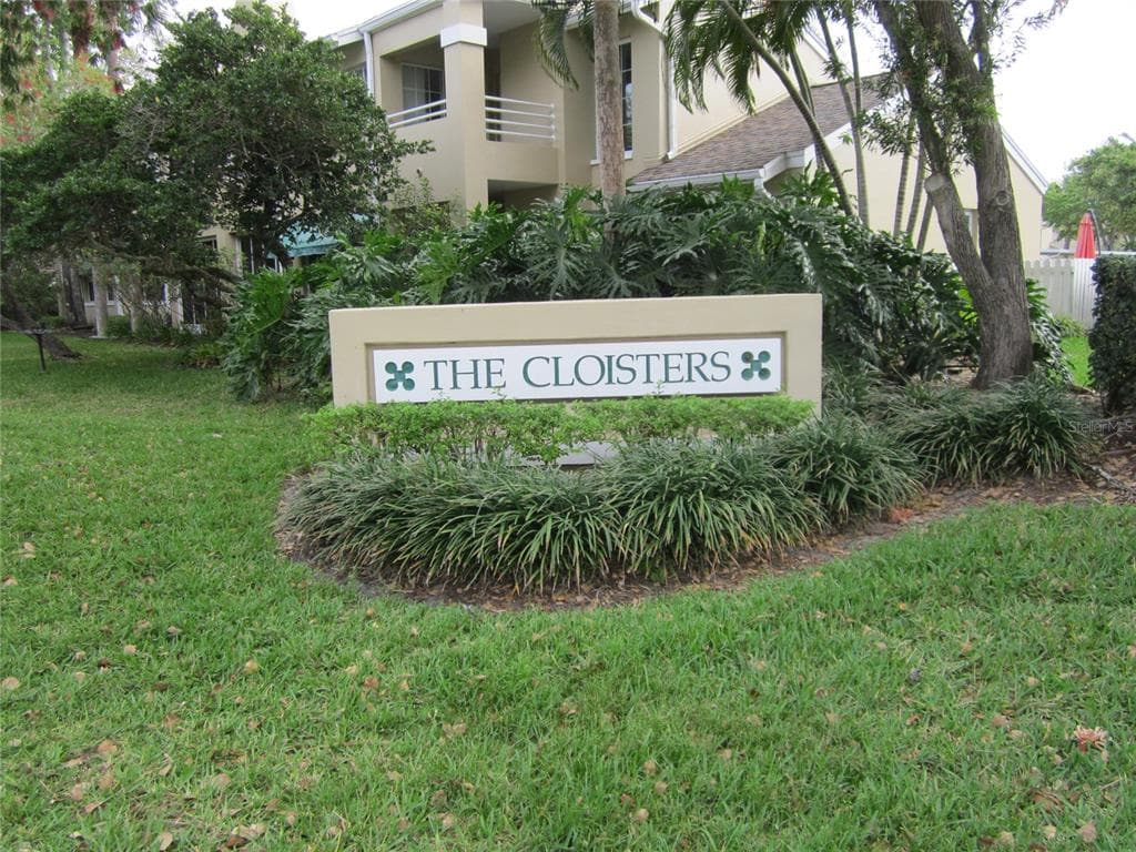 8310 MEADOWBROOK DRIVE UNIT 17 LARGO, FL 33777