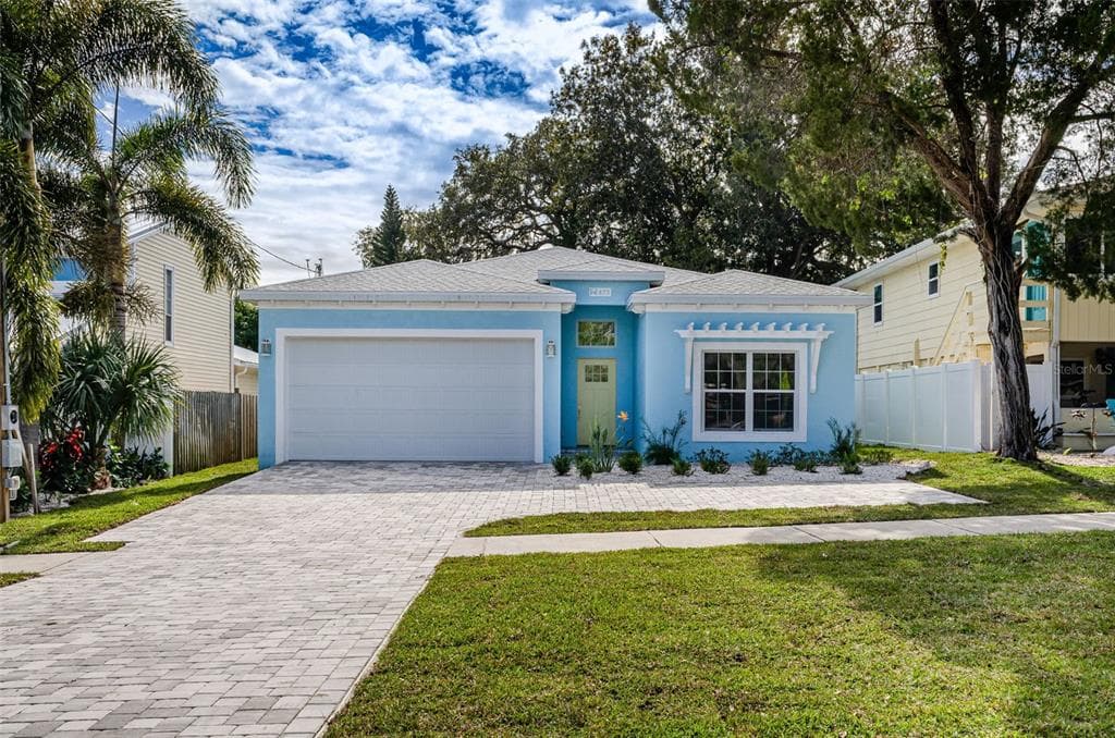 475 CRYSTAL BEACH AVENUE CRYSTAL BEACH, FL 34681