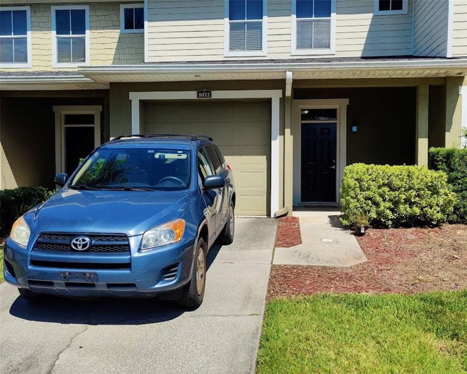 8012 NEW ROSS COURT TAMPA, FL 33610