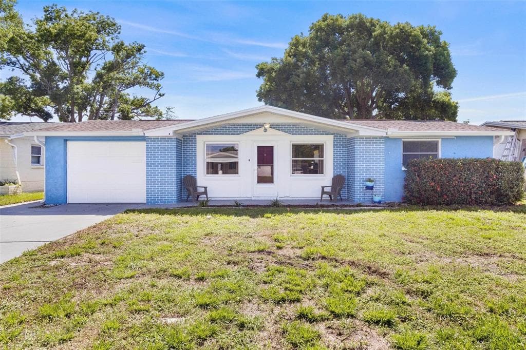 3218 FINCH DRIVE HOLIDAY, FL 34690