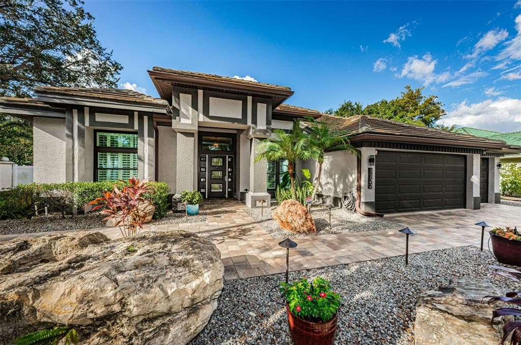1122 MARINA DRIVE