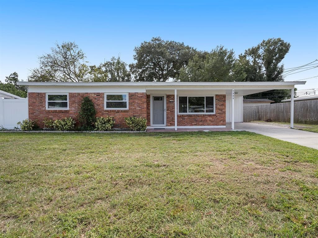 7908 W POWHATAN AVENUE TAMPA, FL 33615
