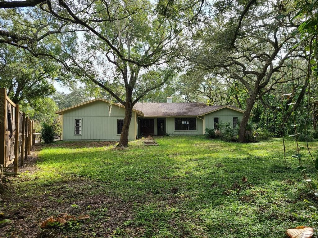 7915 RACE TRACK ROAD