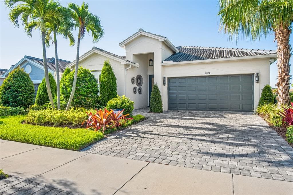15533 SANTA POLA DRIVE WIMAUMA, FL 33598