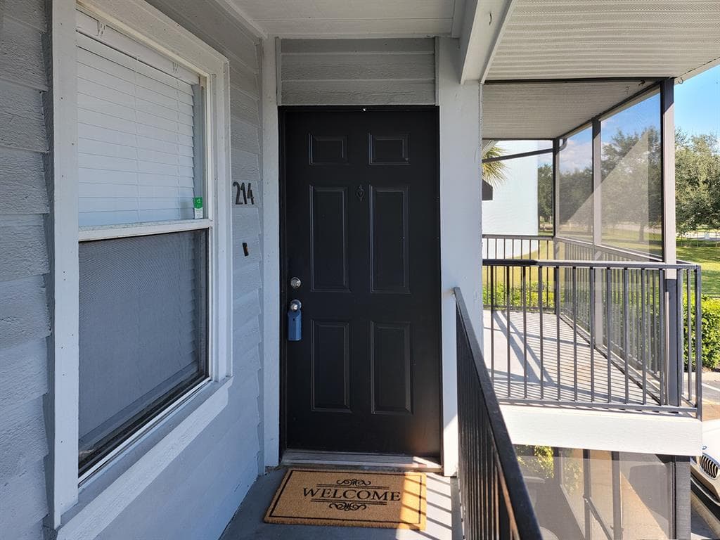 3711 W IOWA AVENUE UNIT 214 TAMPA, FL 33611