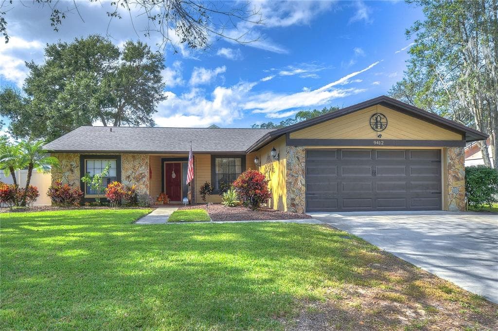 9412 ALANBROOKE STREET TEMPLE TERRACE, FL 33637