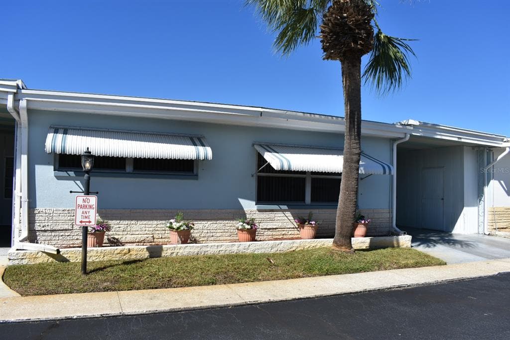 250 ROSERY ROAD NW UNIT 301 LARGO, FL 33770