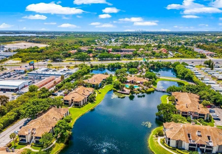 10263 GANDY BOULEVARD N UNIT 302 ST PETERSBURG, FL 33702