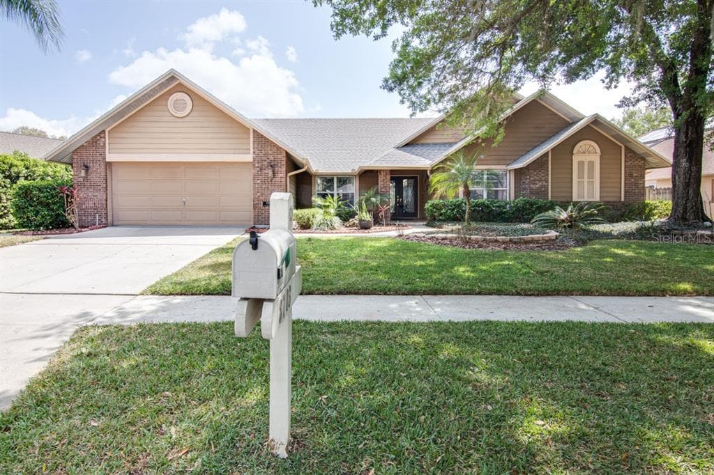 8703 BALLANTRAE WAY TAMPA, FL 33647