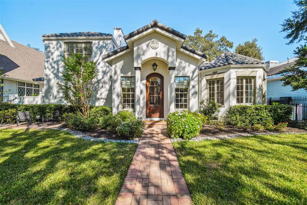 192 CEYLON AVENUE TAMPA, FL 33606