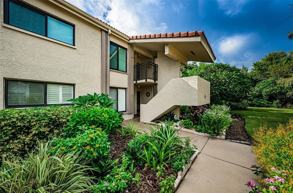 6382 PALMA DEL MAR BOULEVARD S UNIT 123 ST PETERSBURG, FL 33715