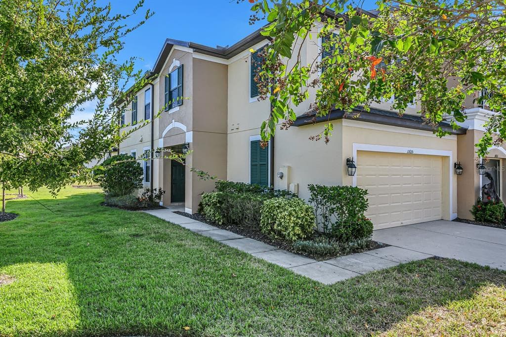 11655 CROWNED SPARROW LANE