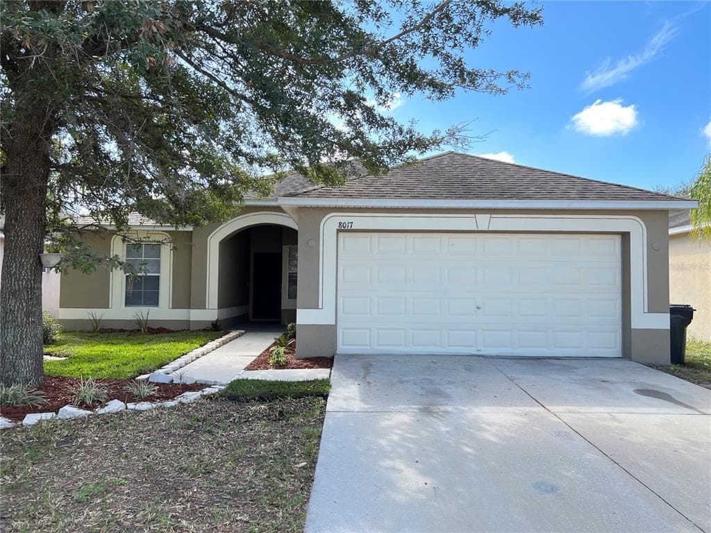 8017 ALAMOSA WOOD AVENUE RUSKIN, FL 33573