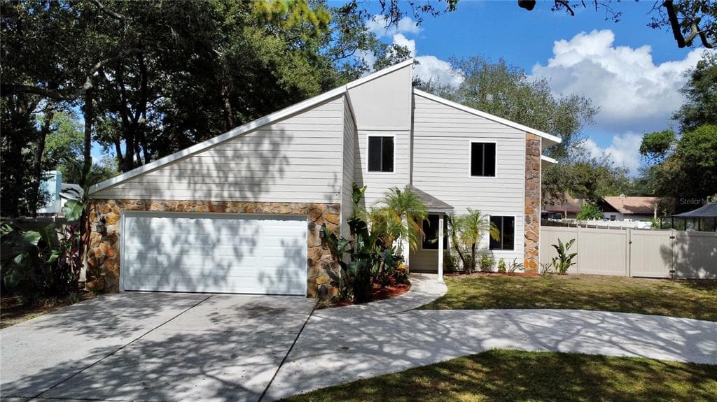 5210 PARADE STREET TEMPLE TERRACE, FL 33617