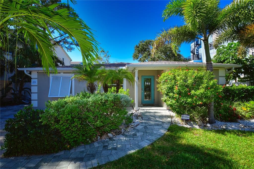 2708 1ST STREET INDIAN ROCKS BEACH, FL 33785