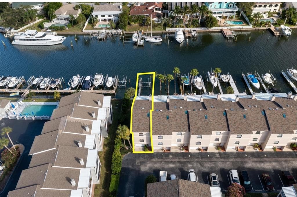 751 PINELLAS BAYWAY S UNIT 101 TIERRA VERDE, FL 33715