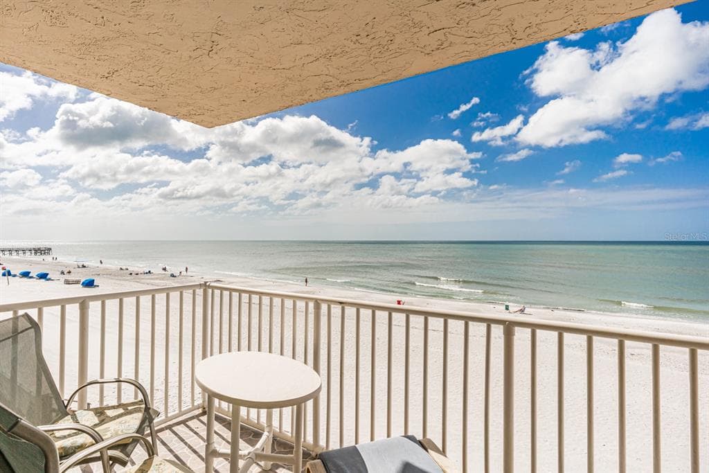 18650 GULF BOULEVARD UNIT 306