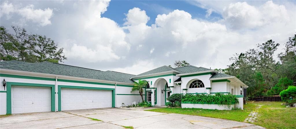 7810 TANGLEWOOD DRIVE NEW PORT RICHEY, FL 34654