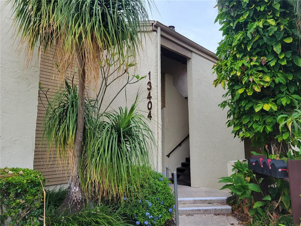 13404 PINE LAKE WAY UNIT 201