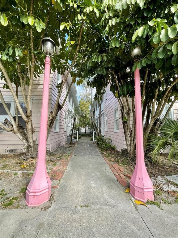 1153 34TH AVENUE N UNIT 4 ST PETERSBURG, FL 33704