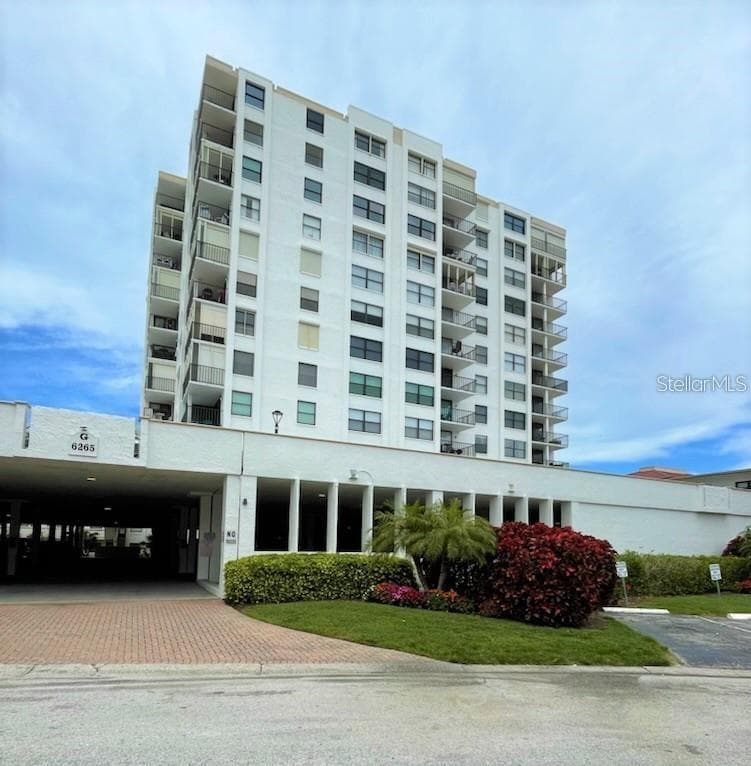 6265 SUN BOULEVARD UNIT 315