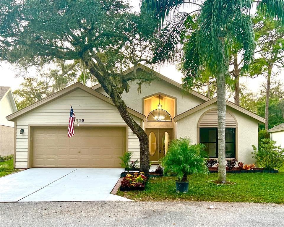 8119 HATHAWAY DRIVE NEW PORT RICHEY, FL 34654