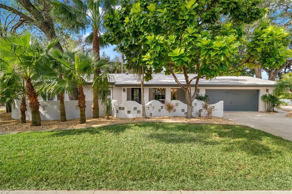 117 S CLARK AVENUE TAMPA, FL 33609
