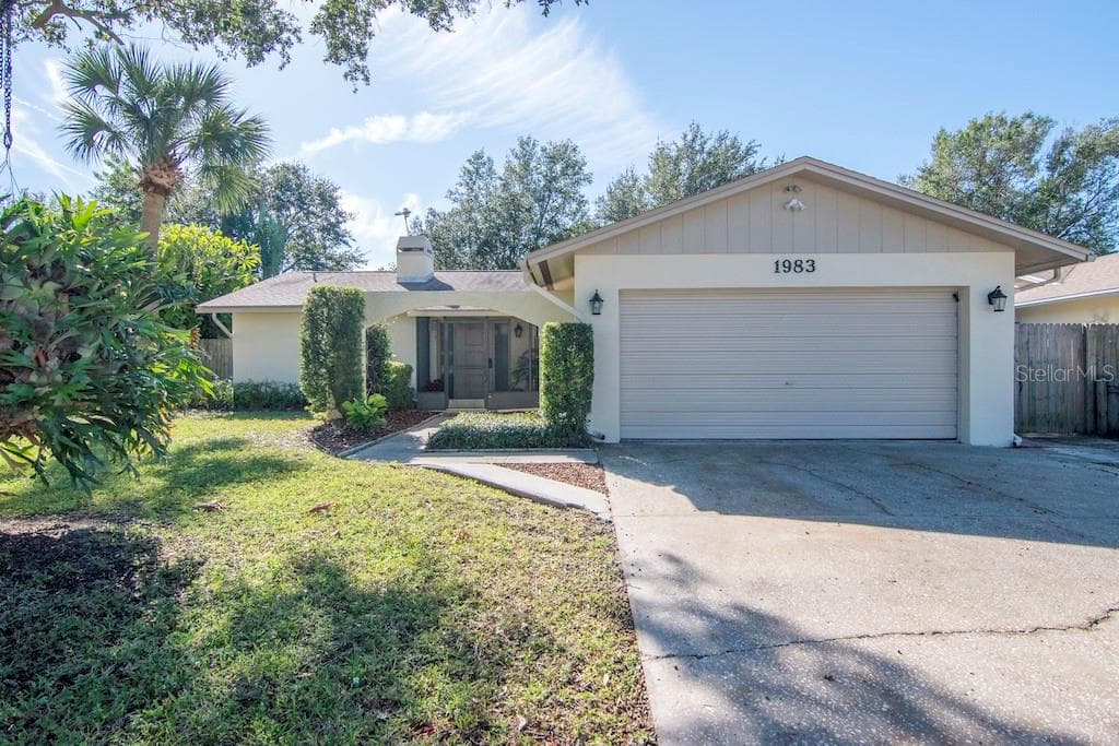 1983 BARRINGTON DRIVE N CLEARWATER, FL 33763