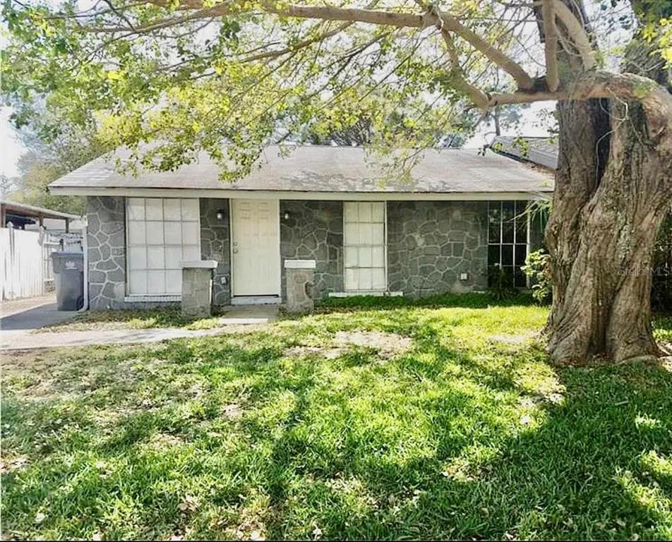 8514 BRIAR GROVE CIRCLE TAMPA, FL 33615