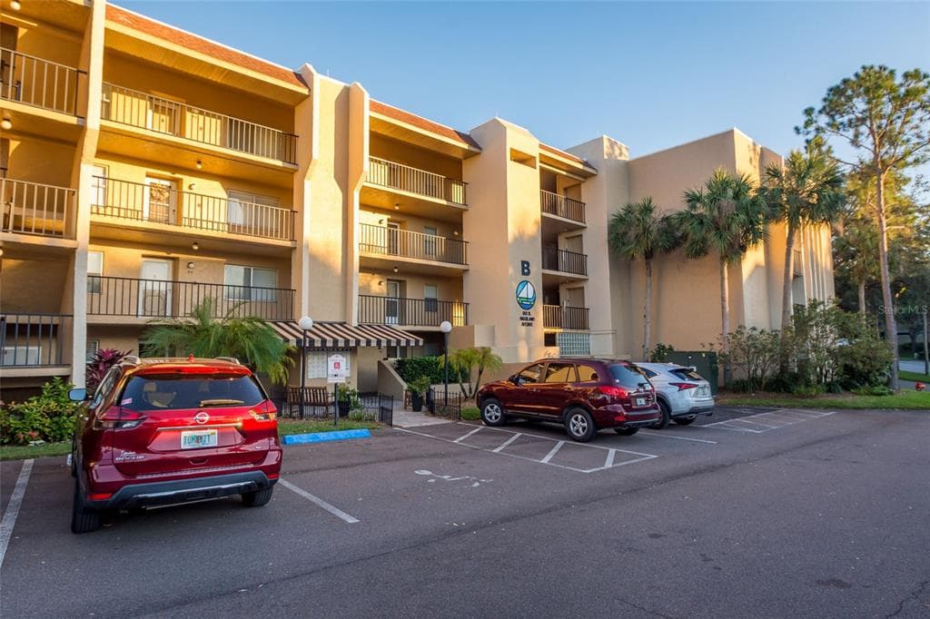 90 S HIGHLAND AVENUE UNIT 322 TARPON SPRINGS, FL 34689