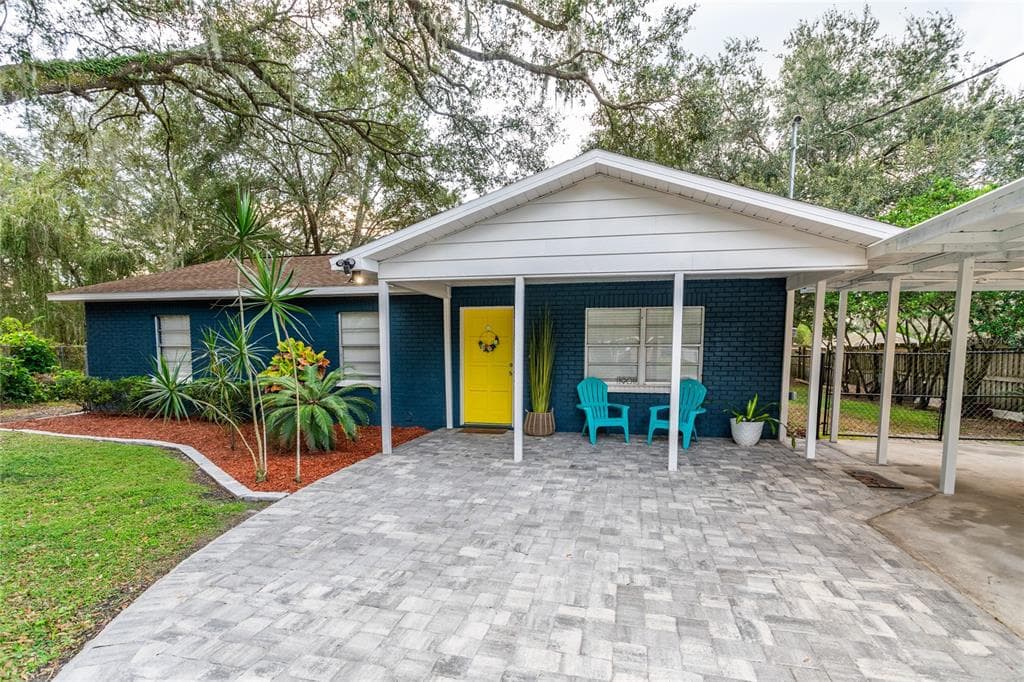 1901 N BARGO STREET PLANT CITY, FL 33563