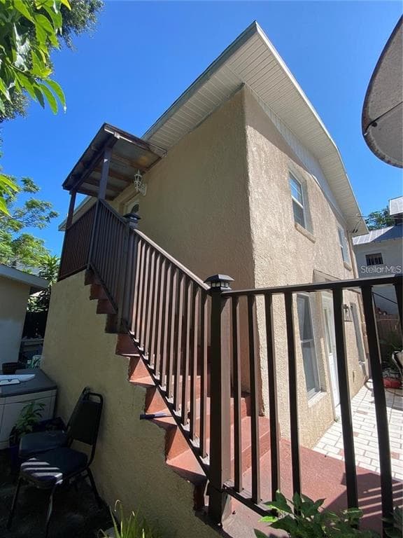 1212 E COLUMBUS DRIVE TAMPA, FL 33605