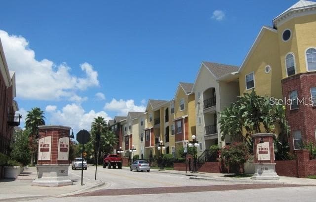 1910 E PALM AVENUE UNIT 8318 TAMPA, FL 33605